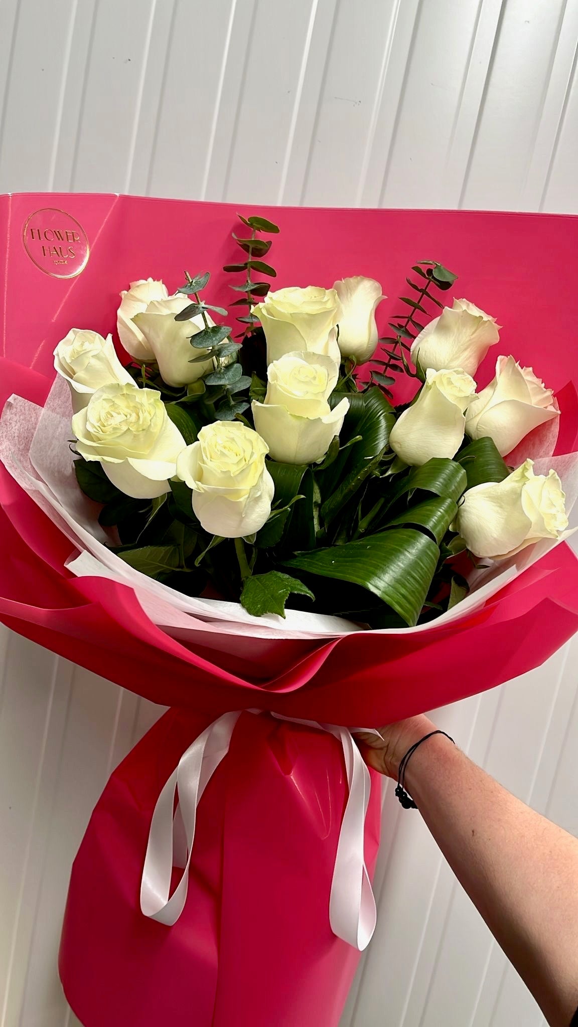 Classic Grace (12 Stems)