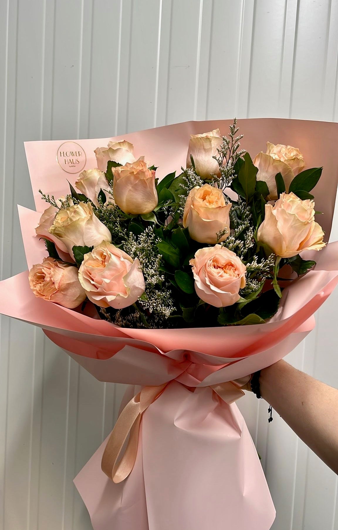 Champagne Dream (12 Stems)
