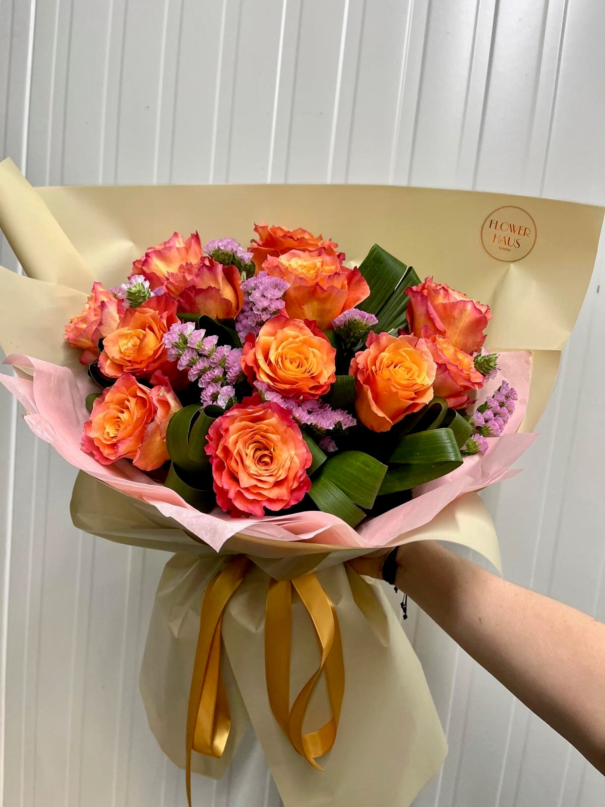 Amber Kiss (12 Stems)