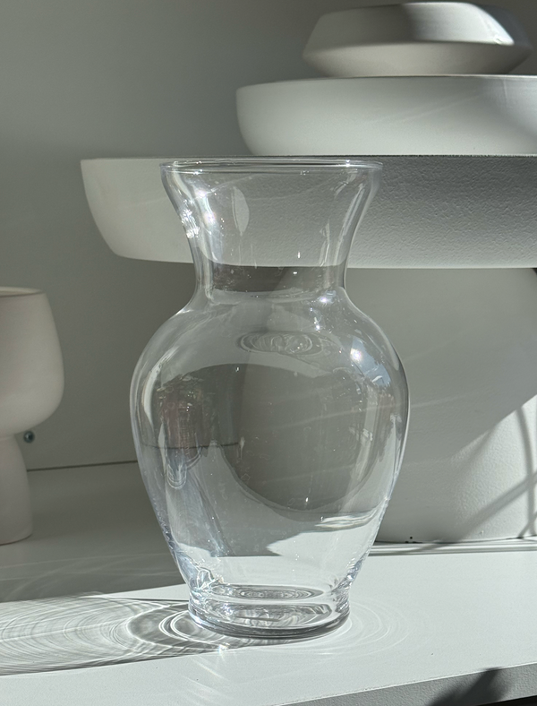 Clear acrylic vase add-on